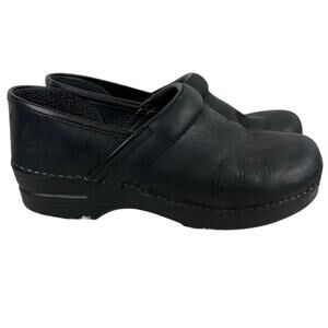 Dansko Black Oiled Leather Clogs Size 41 (Womens 10.5-11-Men's 7.5-8) Healthcare